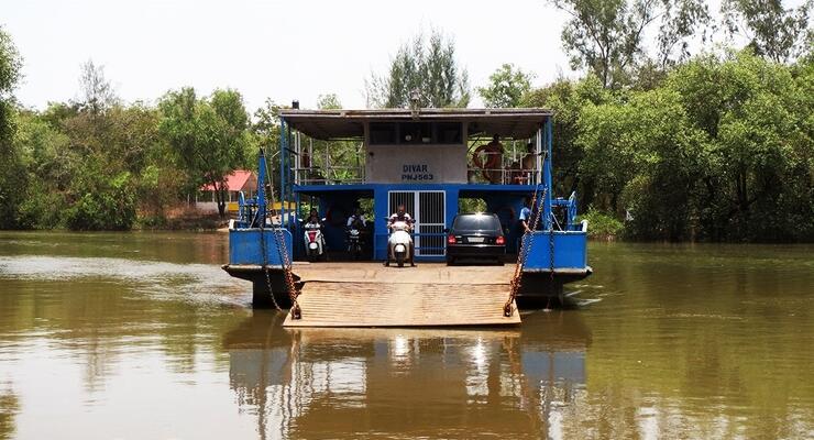 Паромы и речные переправы в Гоа: маршруты, цены и правила