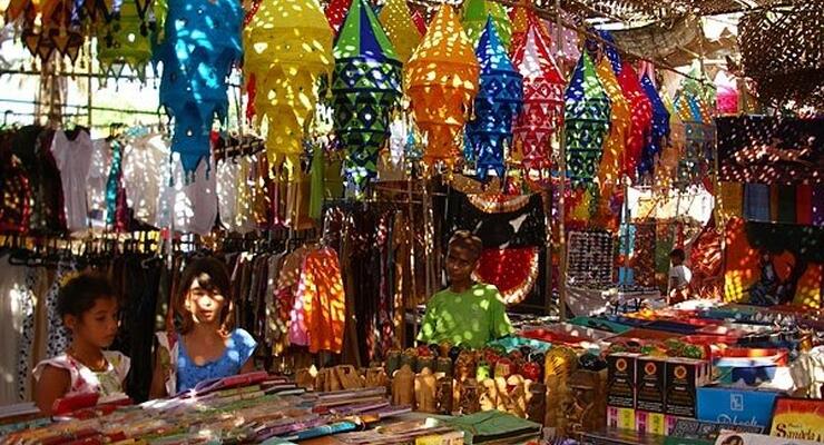 Ночные рынки Гоа: Анжуна, Арпора, Мапуса — расписание и лайфхаки