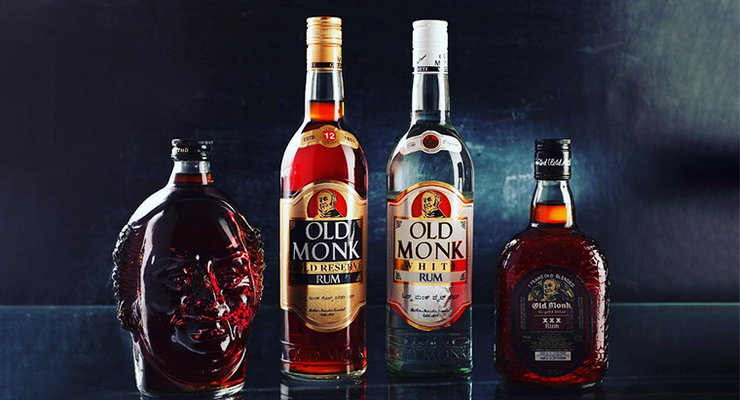 Цены на алкоголь в Гоа: пиво, ром, фени, вино и Old Monk