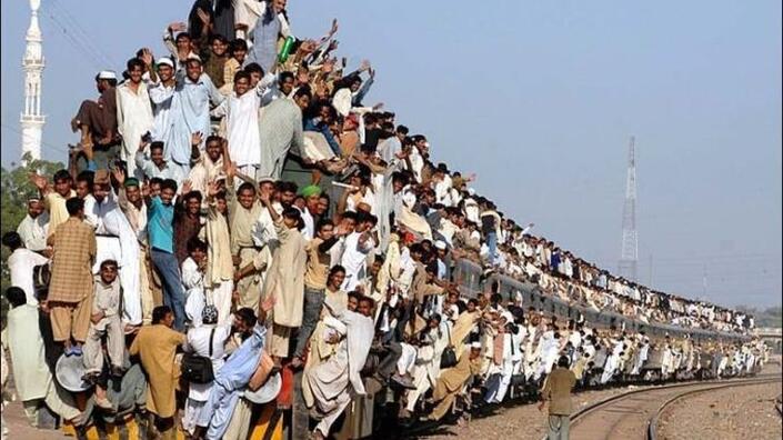 Путешествие по Индии на поезде: маршруты, классы, бронирование и советы