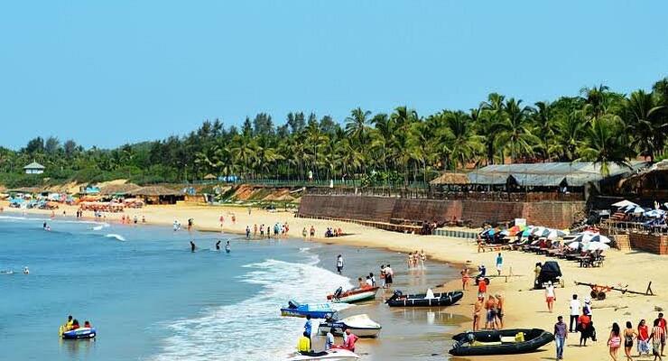 Морджим (Северный Гоа): длинный пляж, устье Чапоры и спокойный отдых