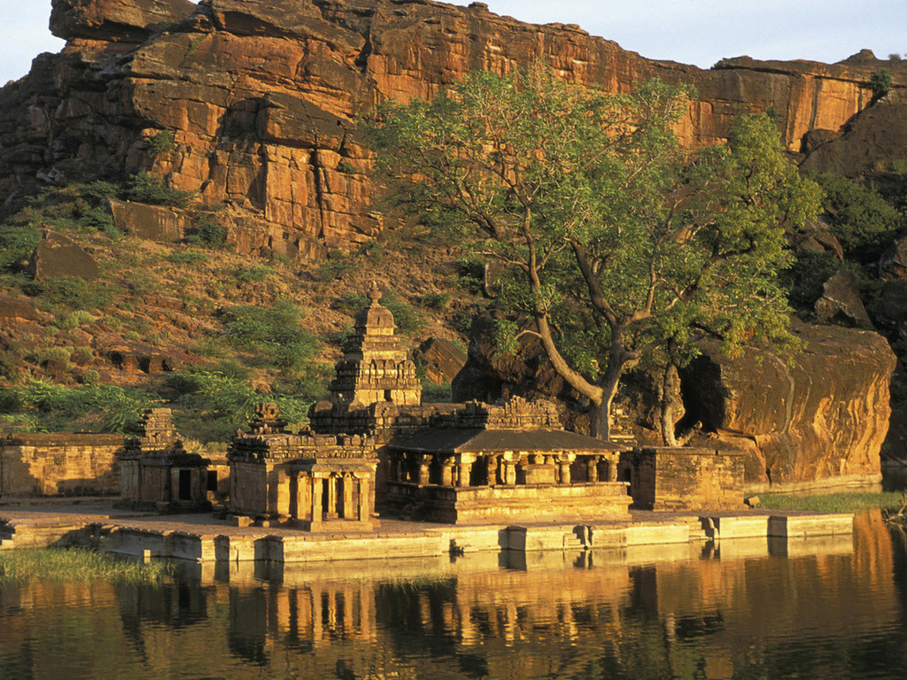 Айхоле: ансамбли храмов